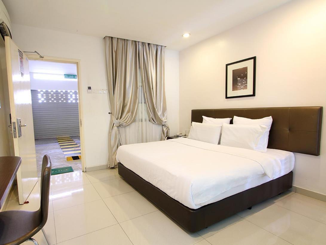 Hotel Jsl 3*