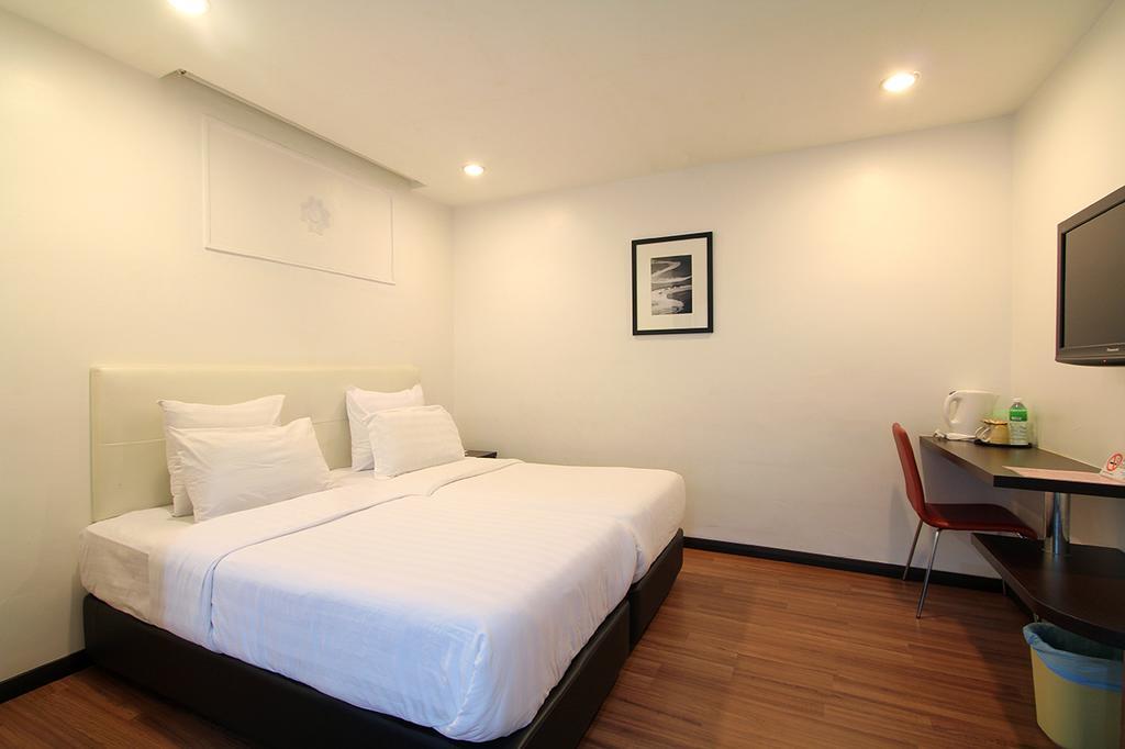 Jsl Hotel